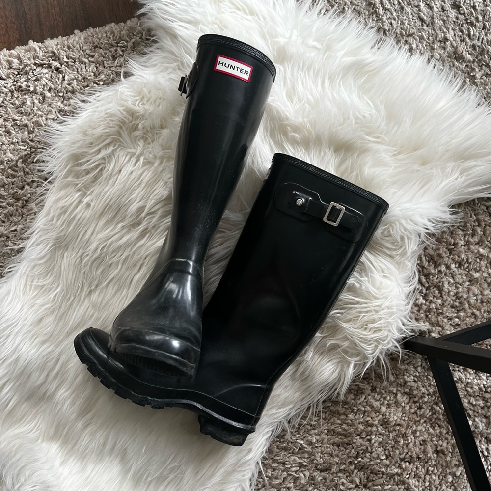 Black Patent Hunter Boots